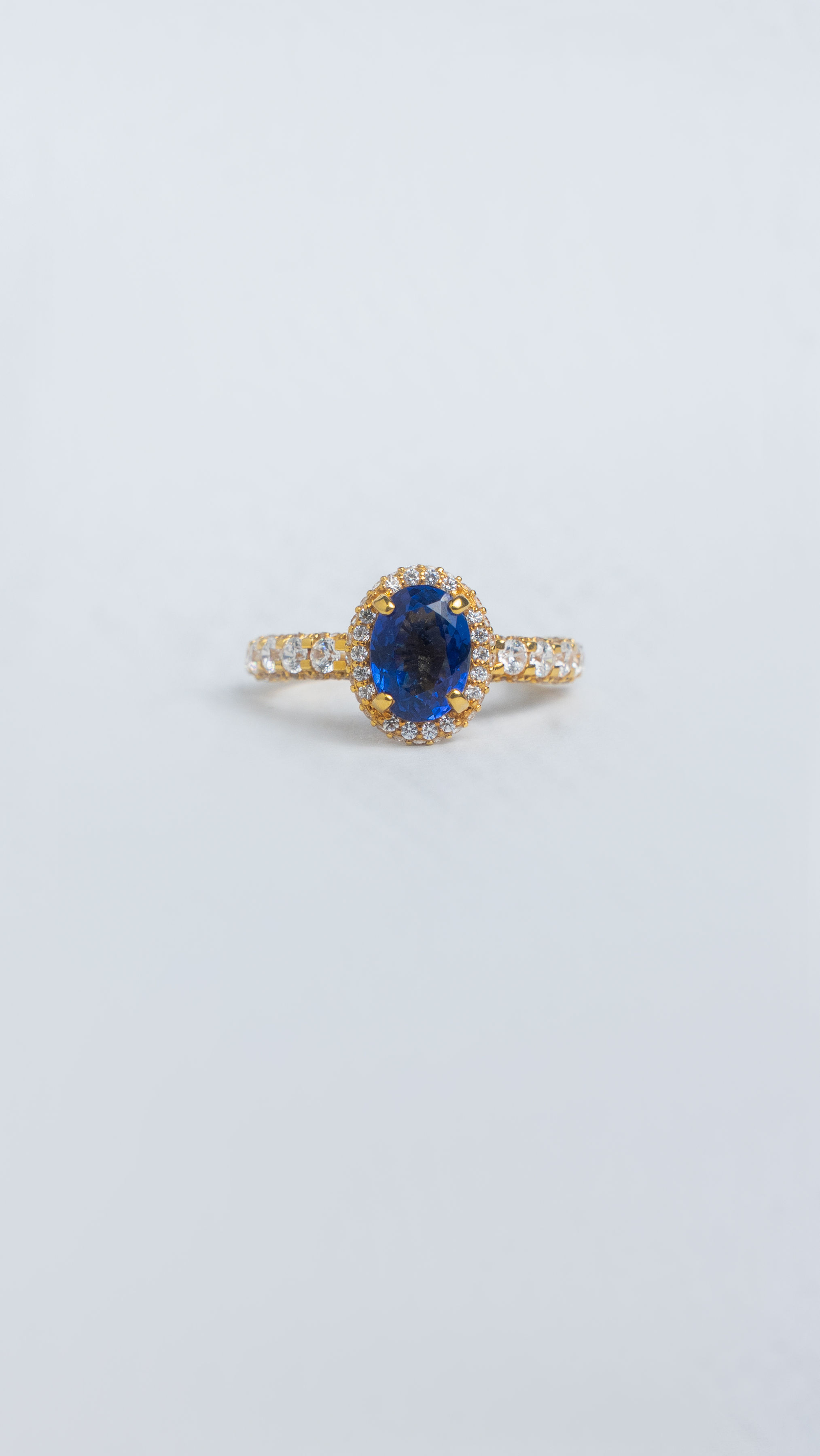 Tanzanite Gold Ring 