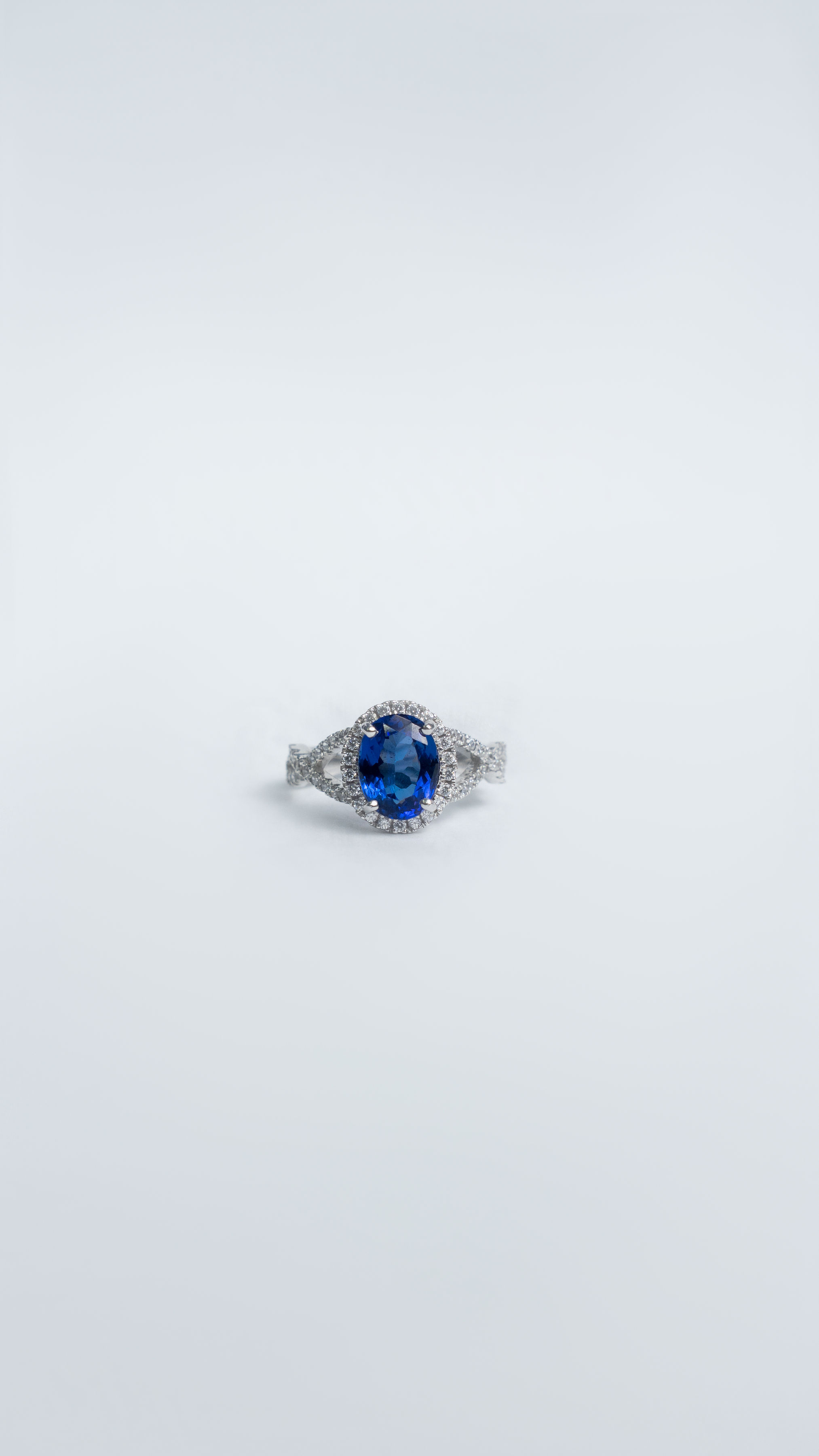 Tanzanite Gold Ring